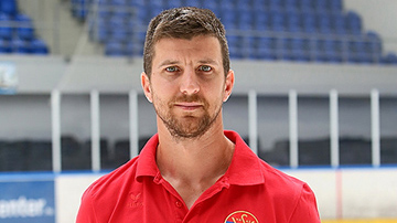 Multiple national team player in the Europe Summer Camp coaching staff